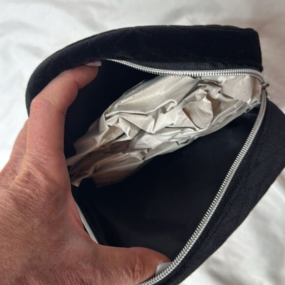 Frank Lyman Design Black Velvet Cosmetic Bag. NWT. - Picture 6 of 6